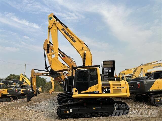 Komatsu PC210-8 Excavatoare pe șenile
