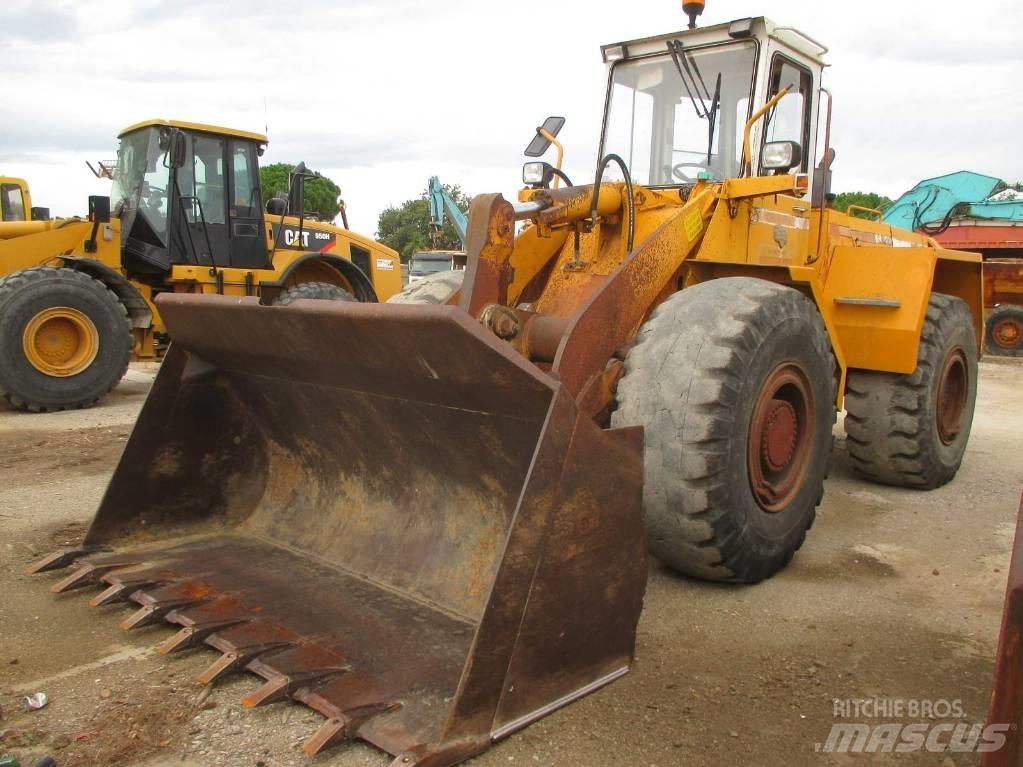 Liebherr L 541 Incarcator pe pneuri