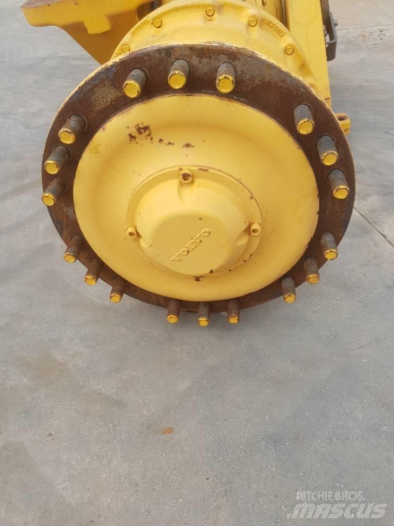 Volvo L 120 E Axe