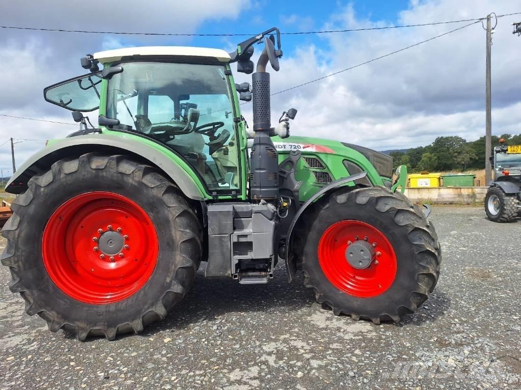 Fendt 720 Vario Tractoare