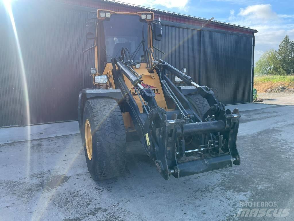 Ljungby L 15 Incarcator pe pneuri