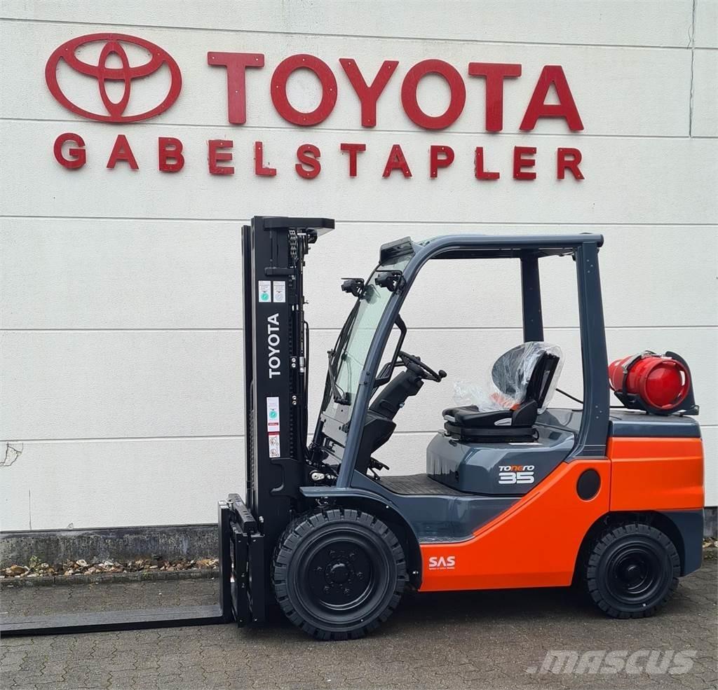 Toyota 02-8FGJF35 Stivuitor GPL