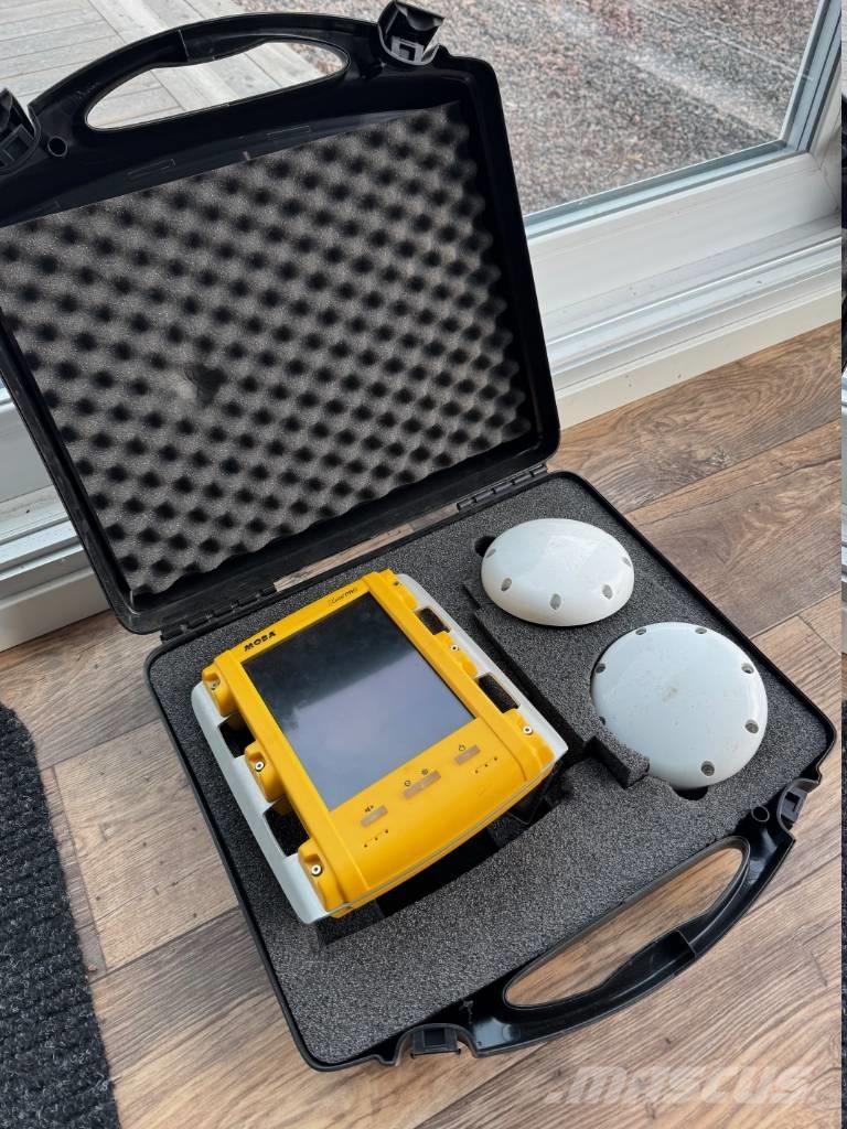 Hitachi ZW 250 Incarcator pe pneuri