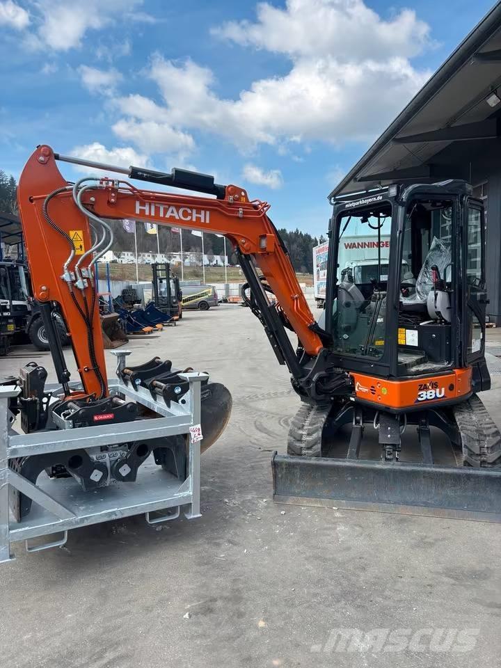 Hitachi ZX38U P-Line Mini excavatoare < 7t