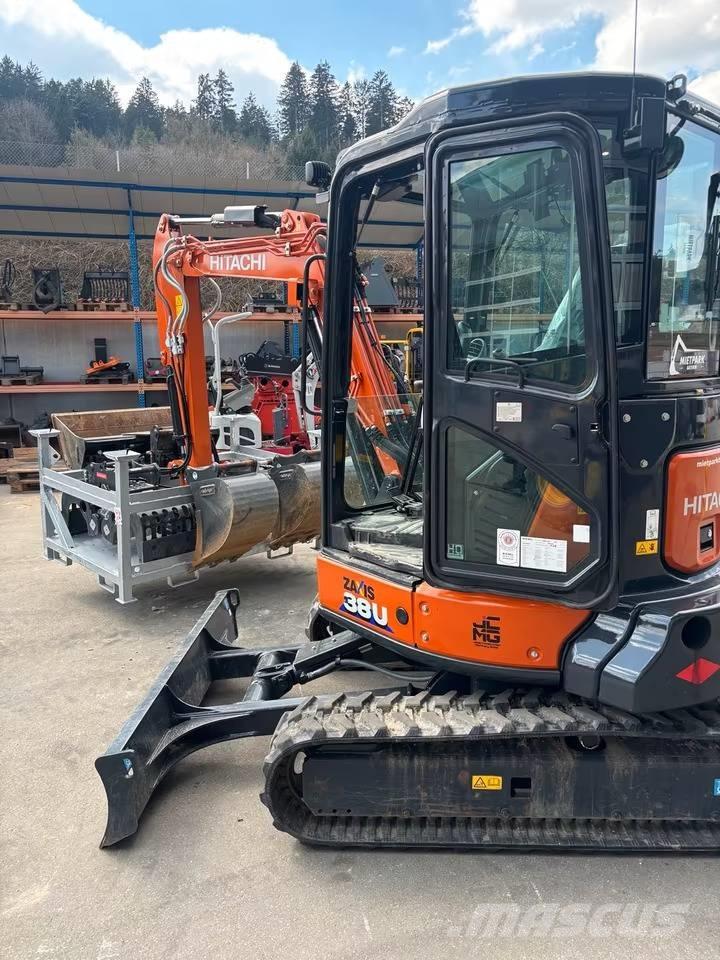 Hitachi ZX38U P-Line Mini excavatoare < 7t