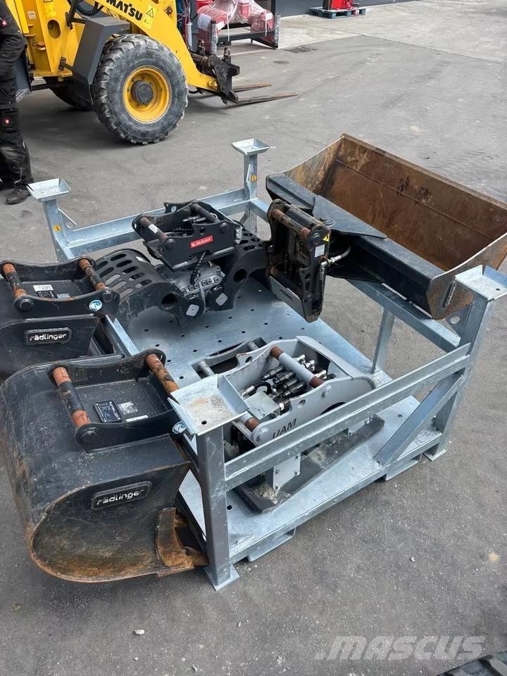 Hitachi ZX38U P-Line Mini excavatoare < 7t