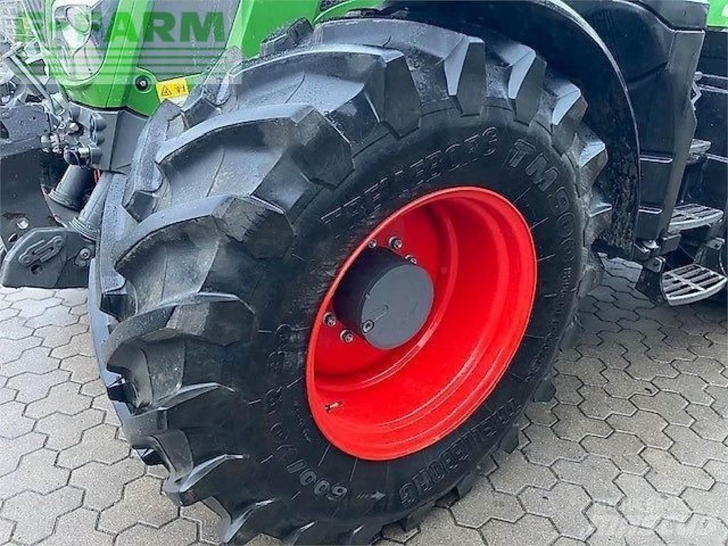 Fendt 828 s4 profi+ Tractoare