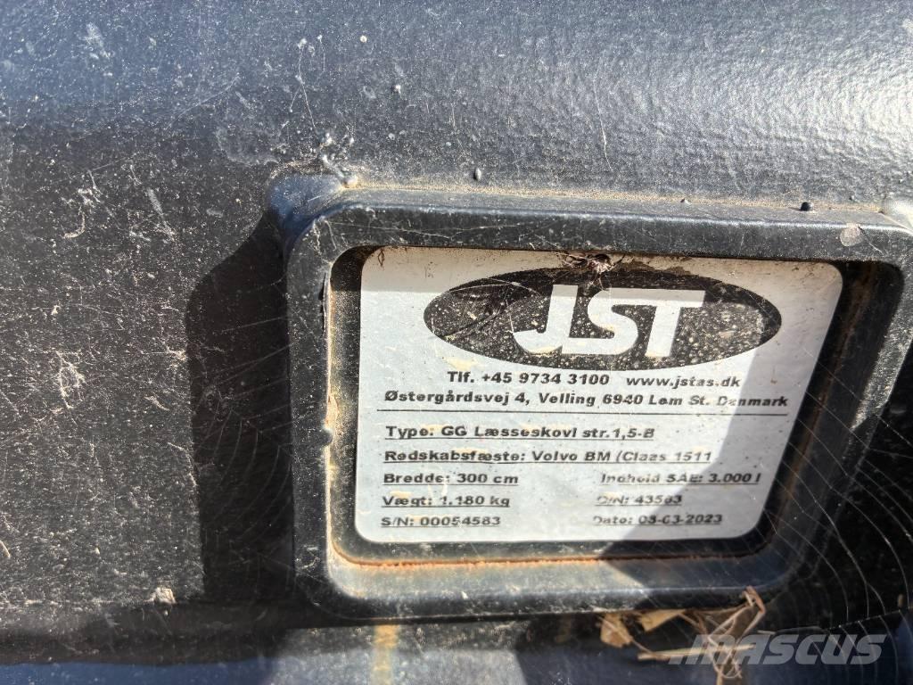 JST Skovl 3m3 Pistoane