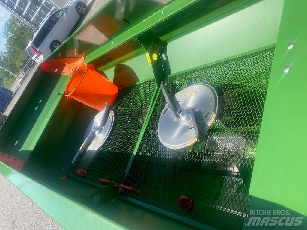 Amazone ZA-M 1500 Împrastierea mineralelor