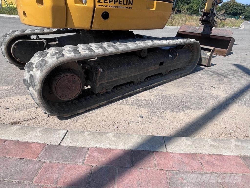 CAT 302.7D Mini excavatoare < 7t