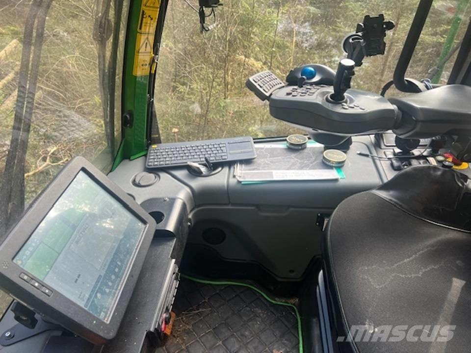 John Deere 1170 G Combine forestiere