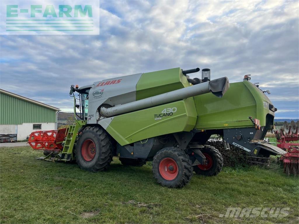 CLAAS tucano 430 Combine de secerat