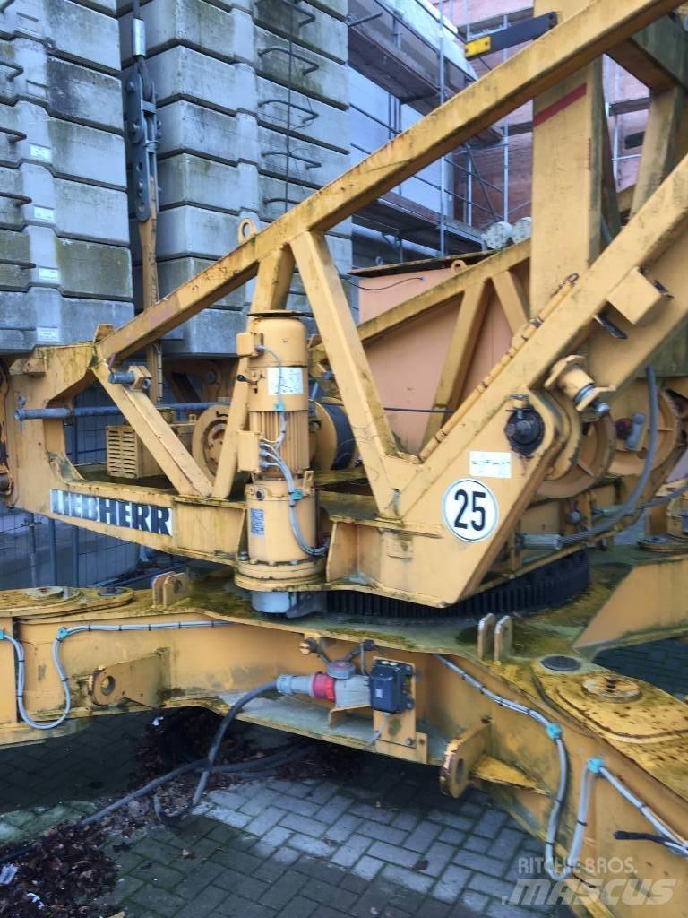 Liebherr 71 K Macarale turn