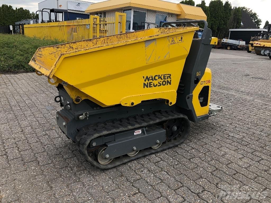 Wacker Neuson DT 05 Autobasculante cu senile