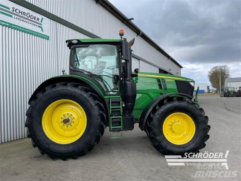 John Deere 6250 R Tractoare