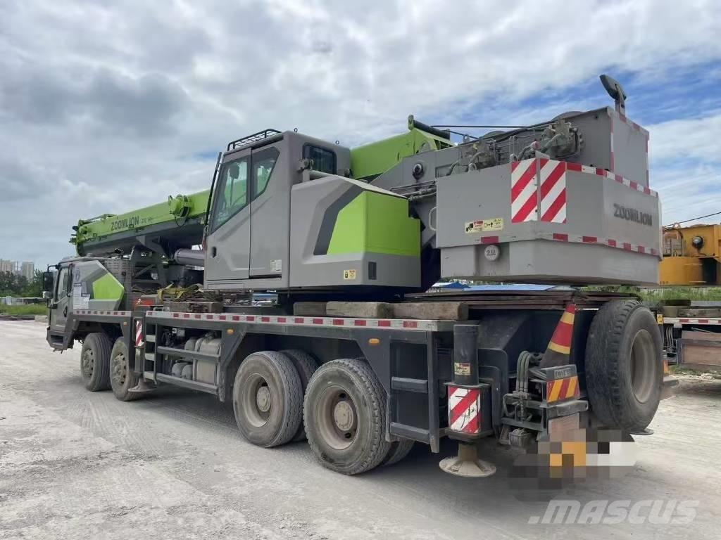 Zoomlion ZTC 350 H Macara teren accidentat