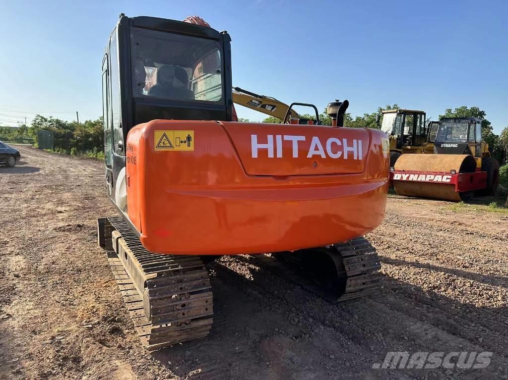 Hitachi ZX70 Excavatoare 7t - 12t