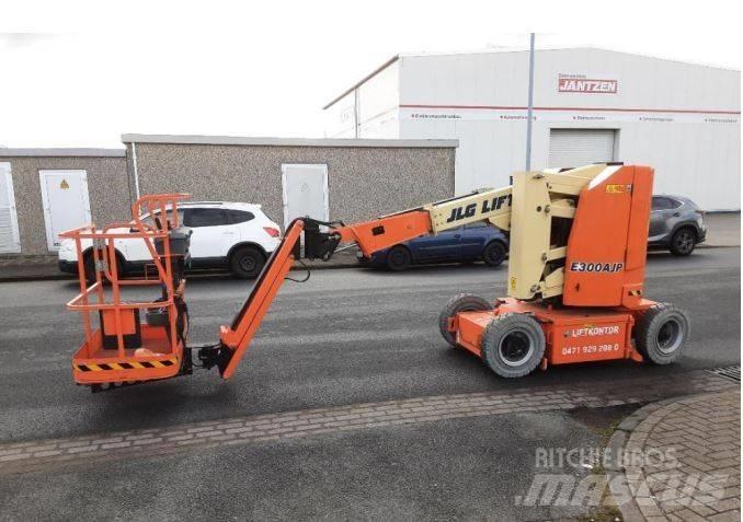 JLG E 300 AJP Nacele cu brat articulat