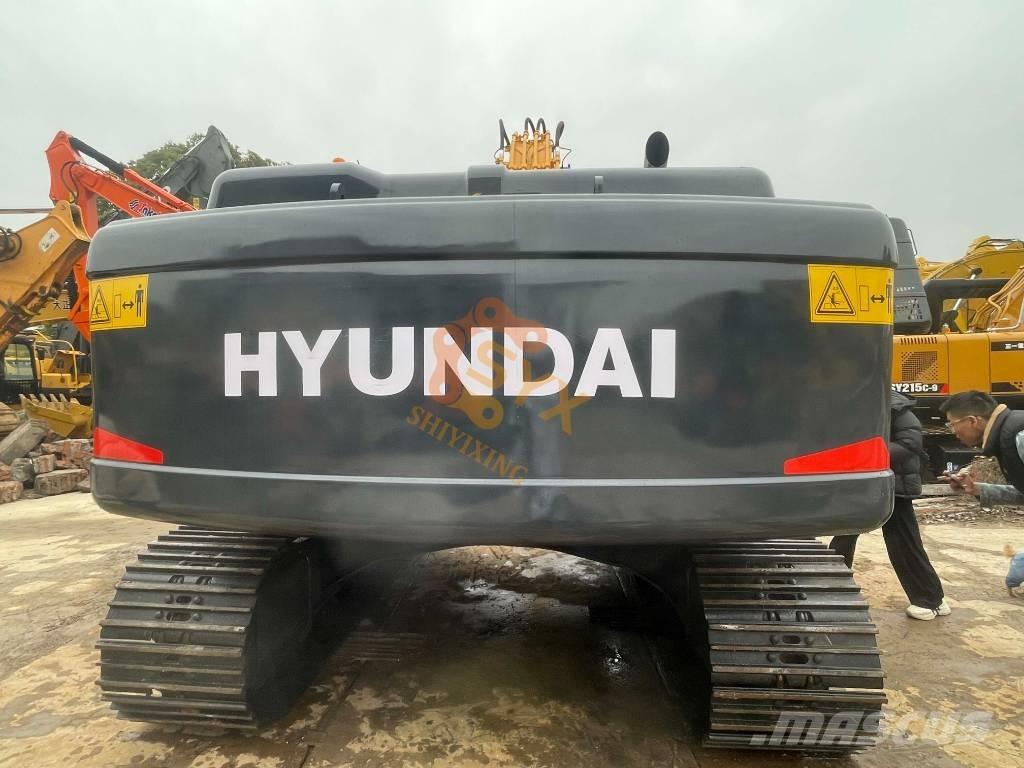 Hyundai 225 Excavatoare pe șenile
