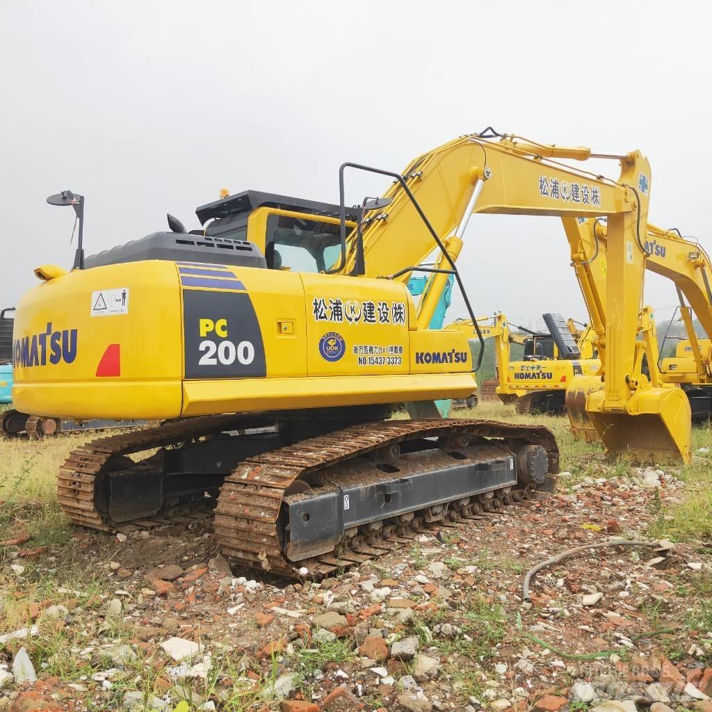 Komatsu PC200-8 Excavatoare pe șenile
