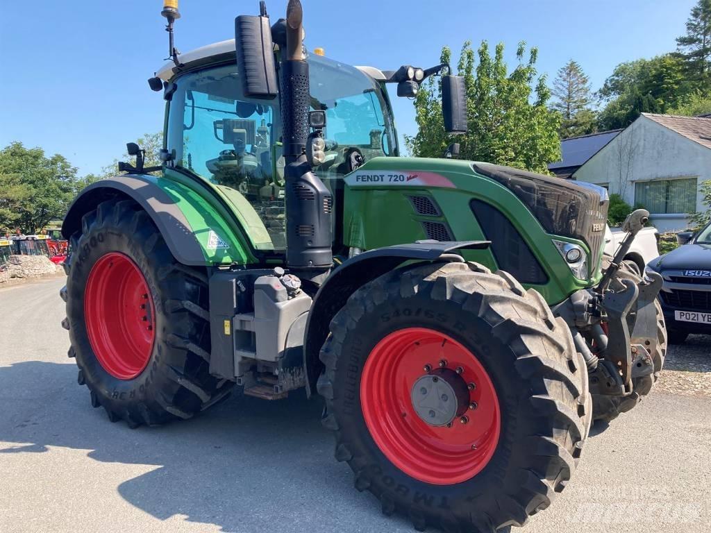 Fendt 720 Profi Plus Tractoare