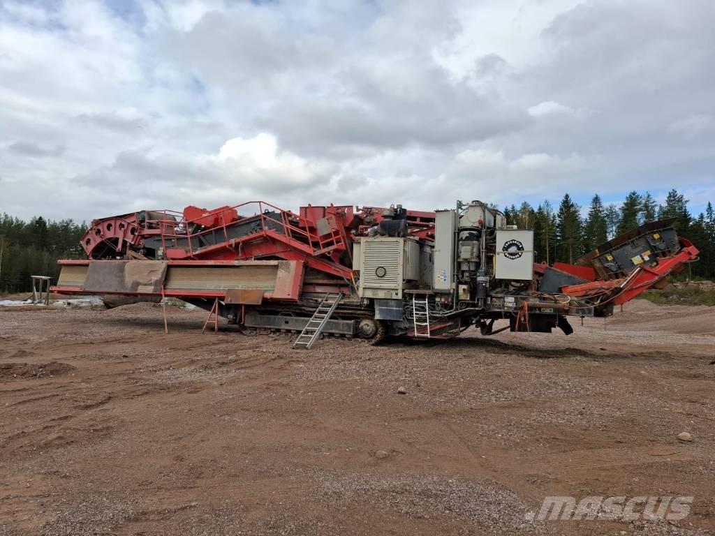 Sandvik UH 450 E Concasoare mobile