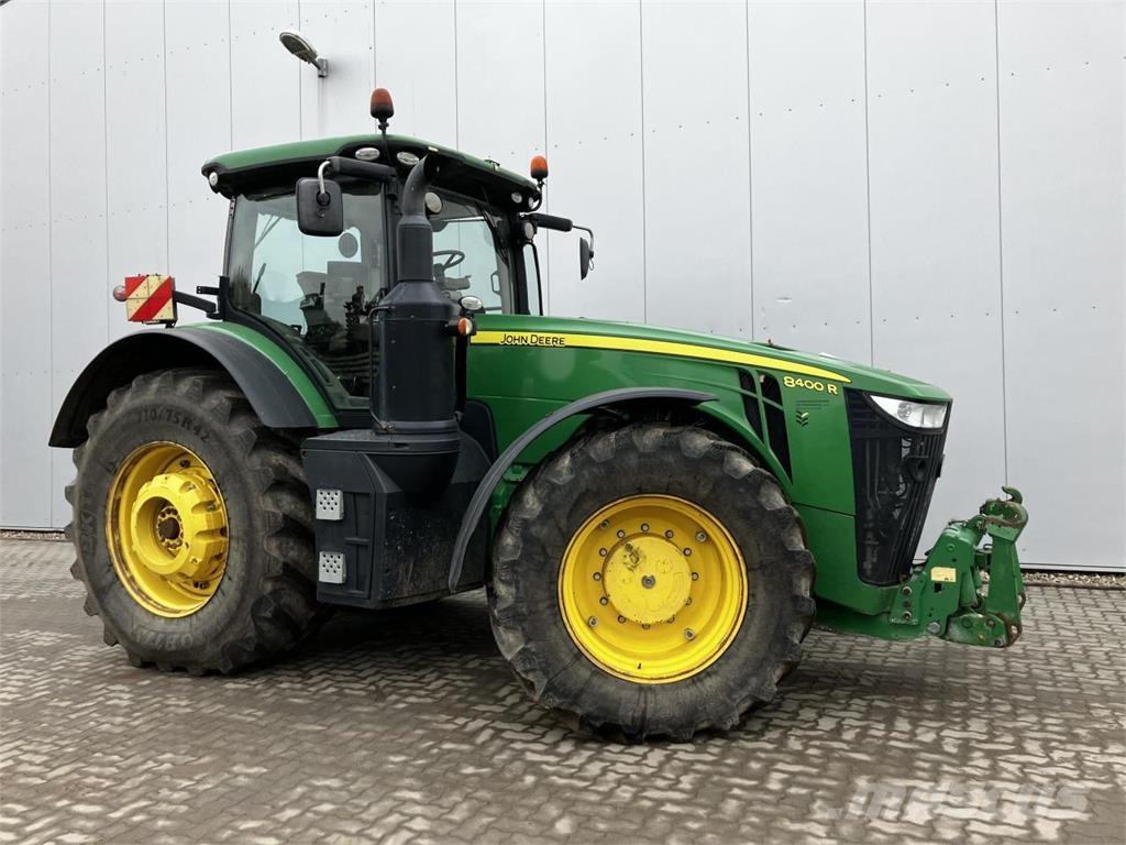 John Deere 8400R Tractoare