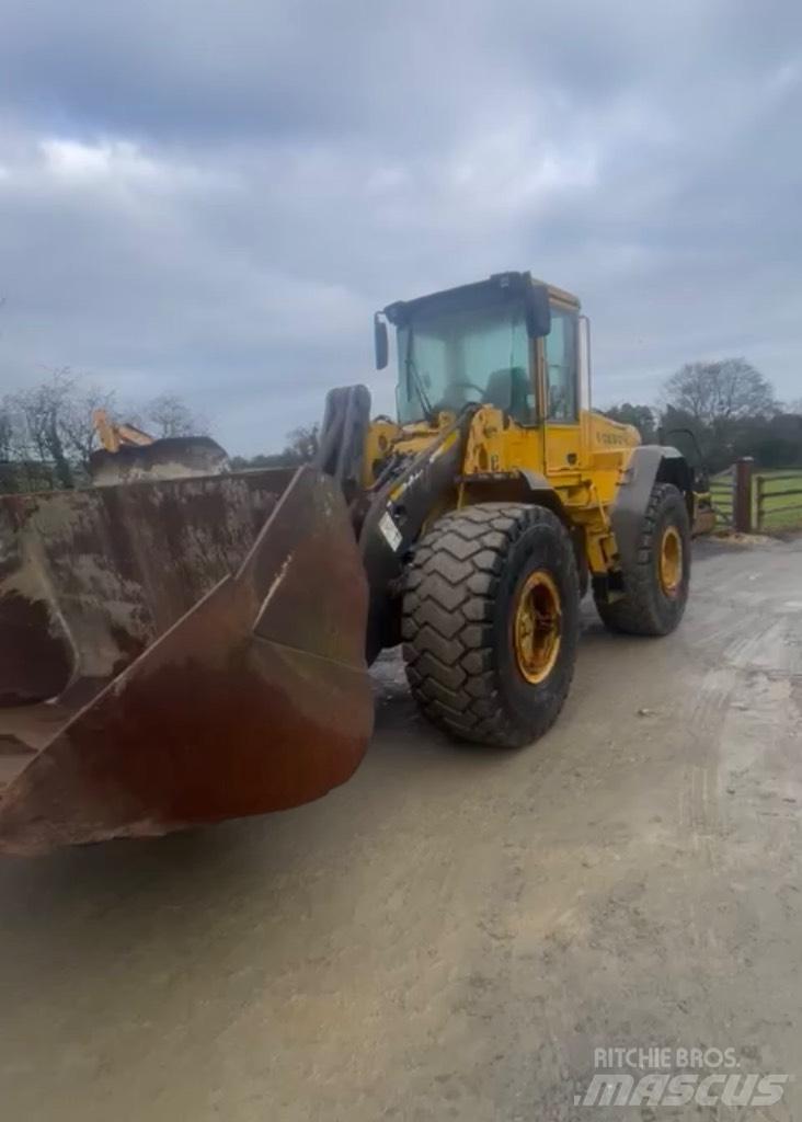 Volvo L 120 E Incarcator pe pneuri