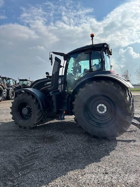 Valtra T 235 D Tractoare
