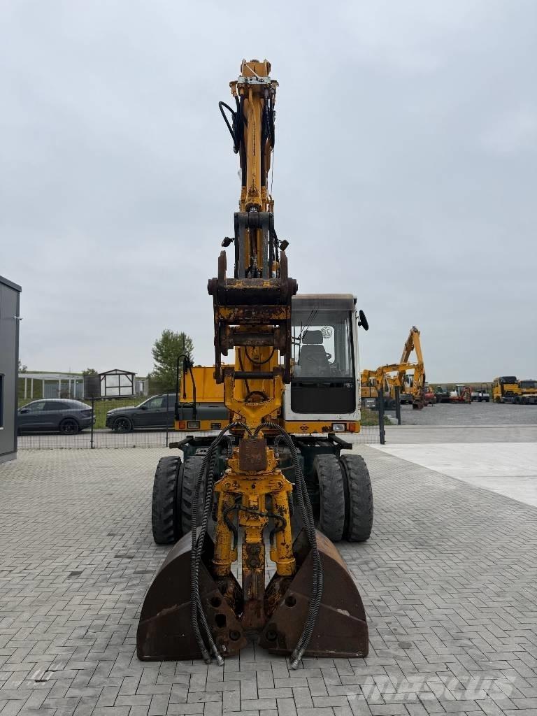 Liebherr A 312 Excavatoare cu roti