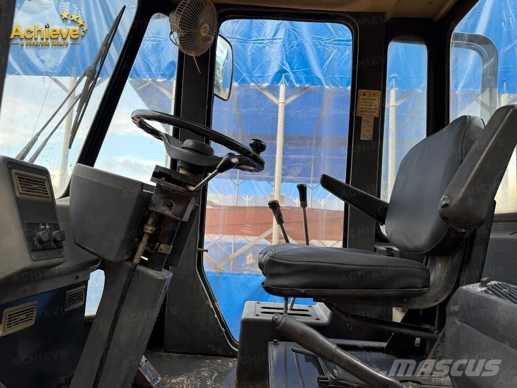 LiuGong CLG855N Incarcator pe pneuri