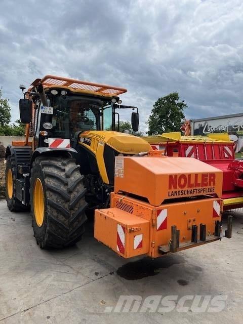 JCB Fastrac 4220 Tractoare