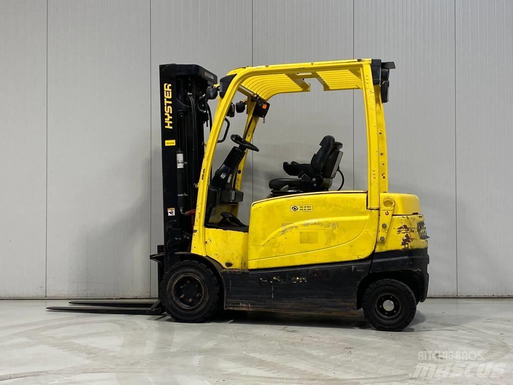 Hyster J3.0XN Stivuitor electric