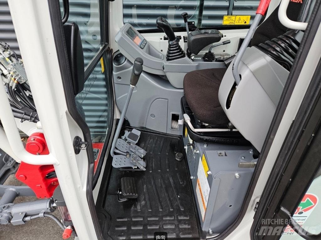 Takeuchi TB 225 Mini excavatoare < 7t