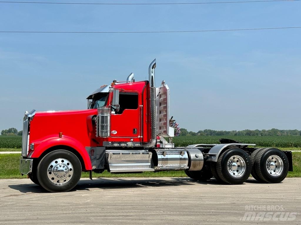 Kenworth W900 Autotractoare