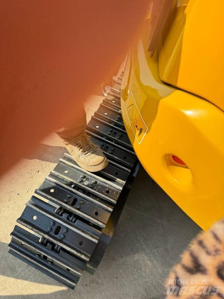 LiuGong LG9035F Excavatoare pe șenile
