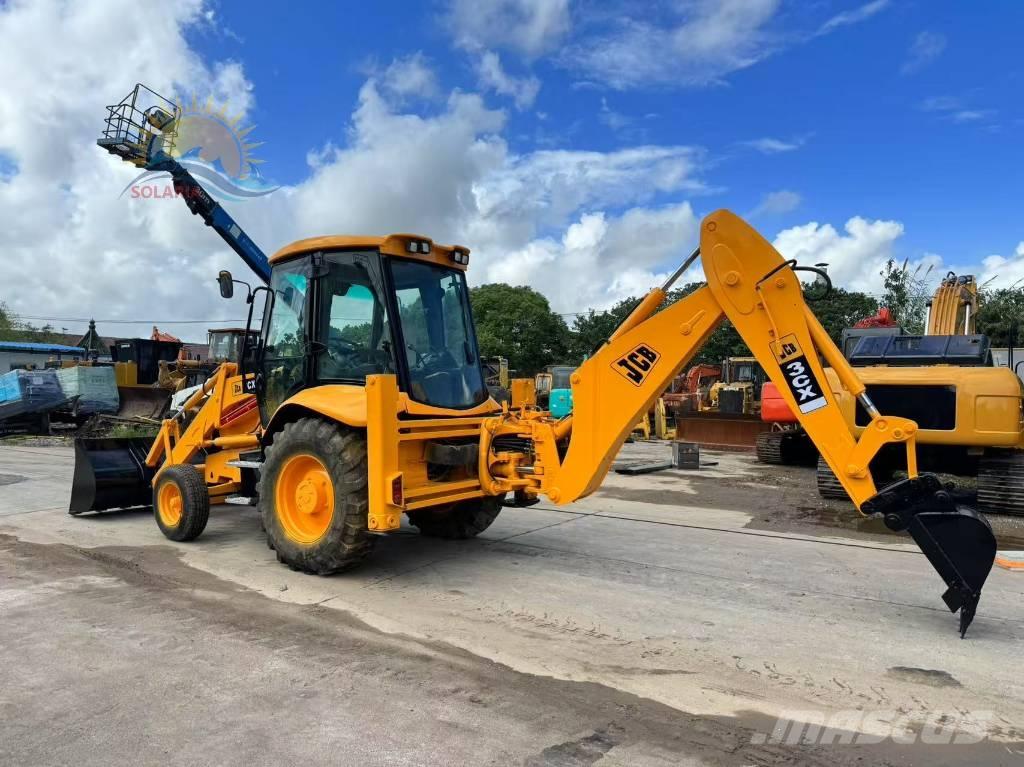 JCB 3 CX Buldoexcavatoare