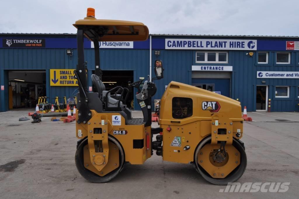 CAT CB 4.0 Cilindri compactori dubli