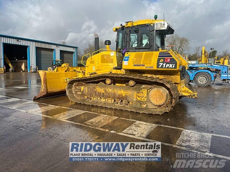 Komatsu D 71 PX-24 Buldozere pe senile