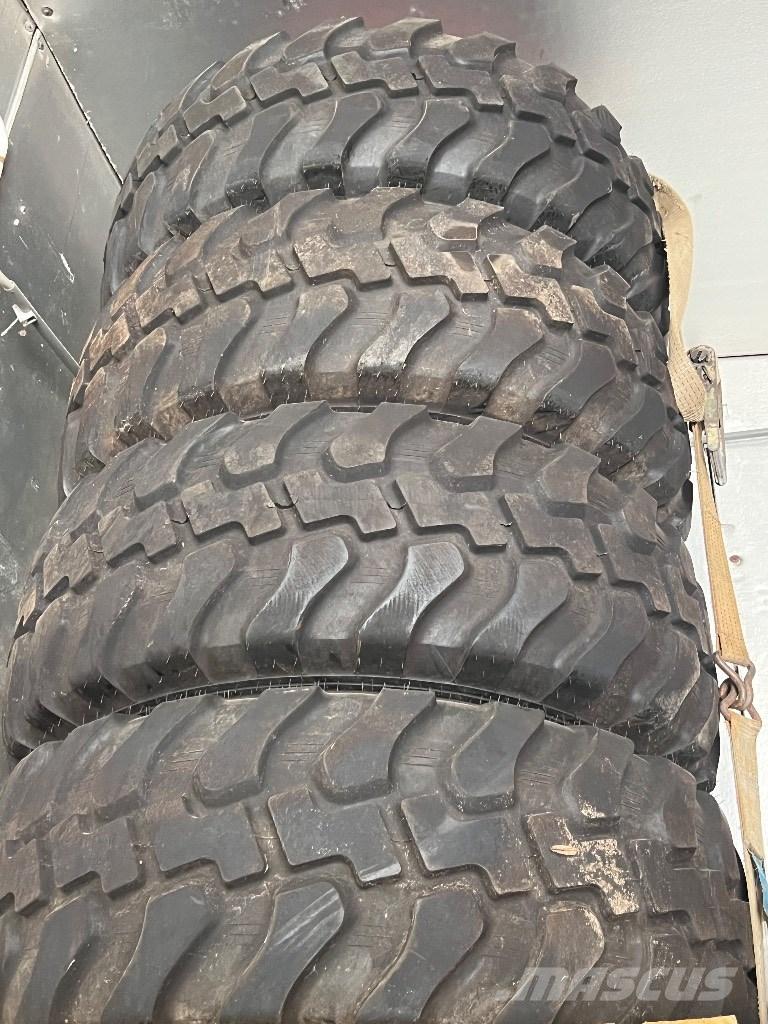 Bobcat L 85 Incarcator pe pneuri