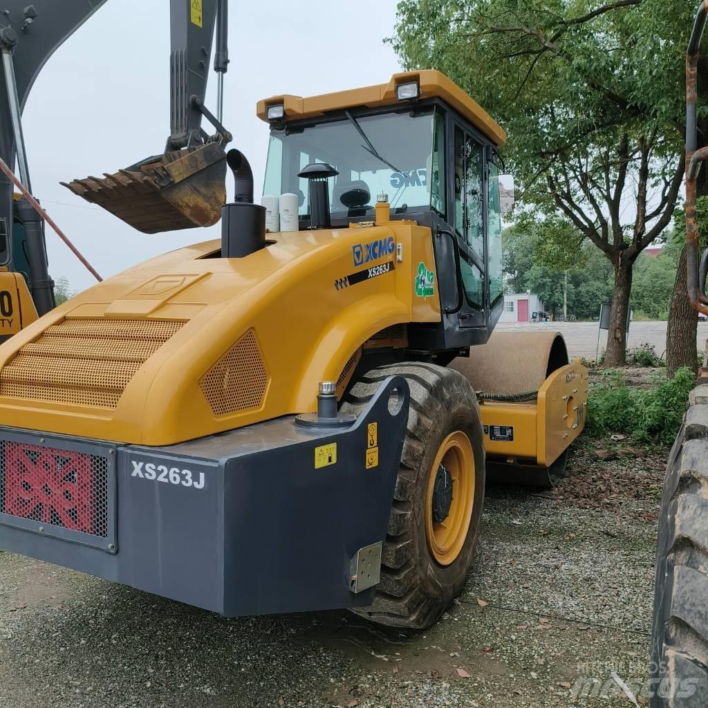 XCMG XS 263 J Compactoare monocilindrice