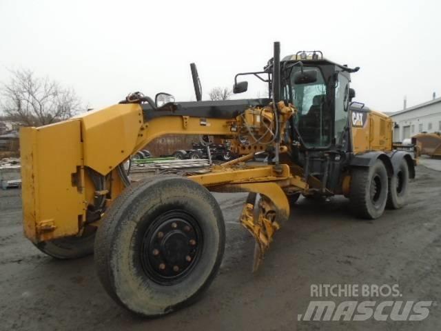 CAT 140 M 2 AWD Gredere