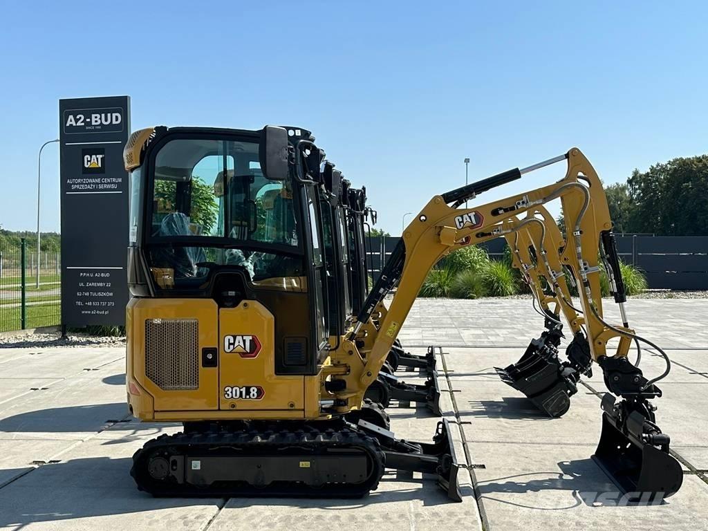 CAT 301.8 Excavatoare pe șenile

