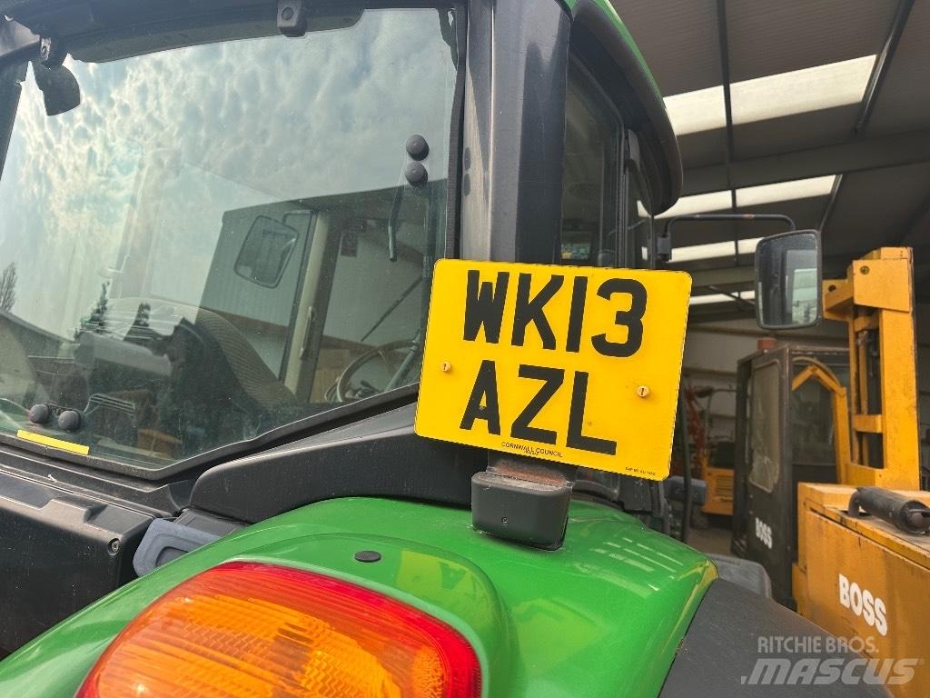John Deere 6210 Tractoare
