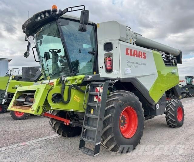 CLAAS TRION 520 Combine de secerat