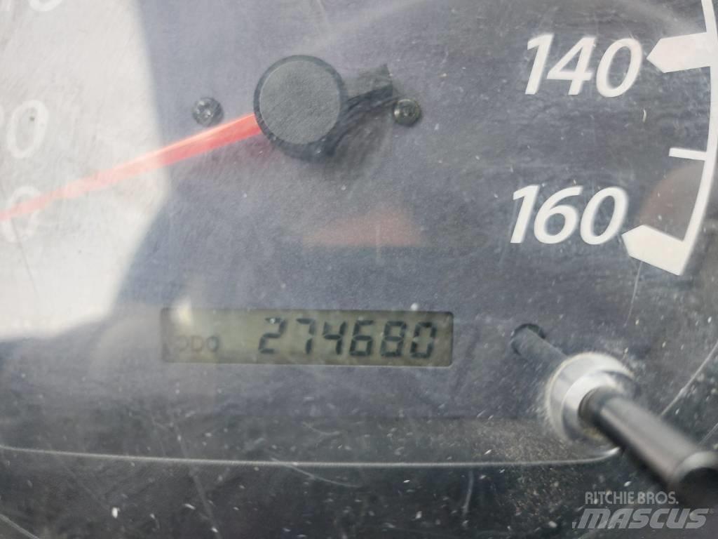 Isuzu NPR 85 Camion cu prelata