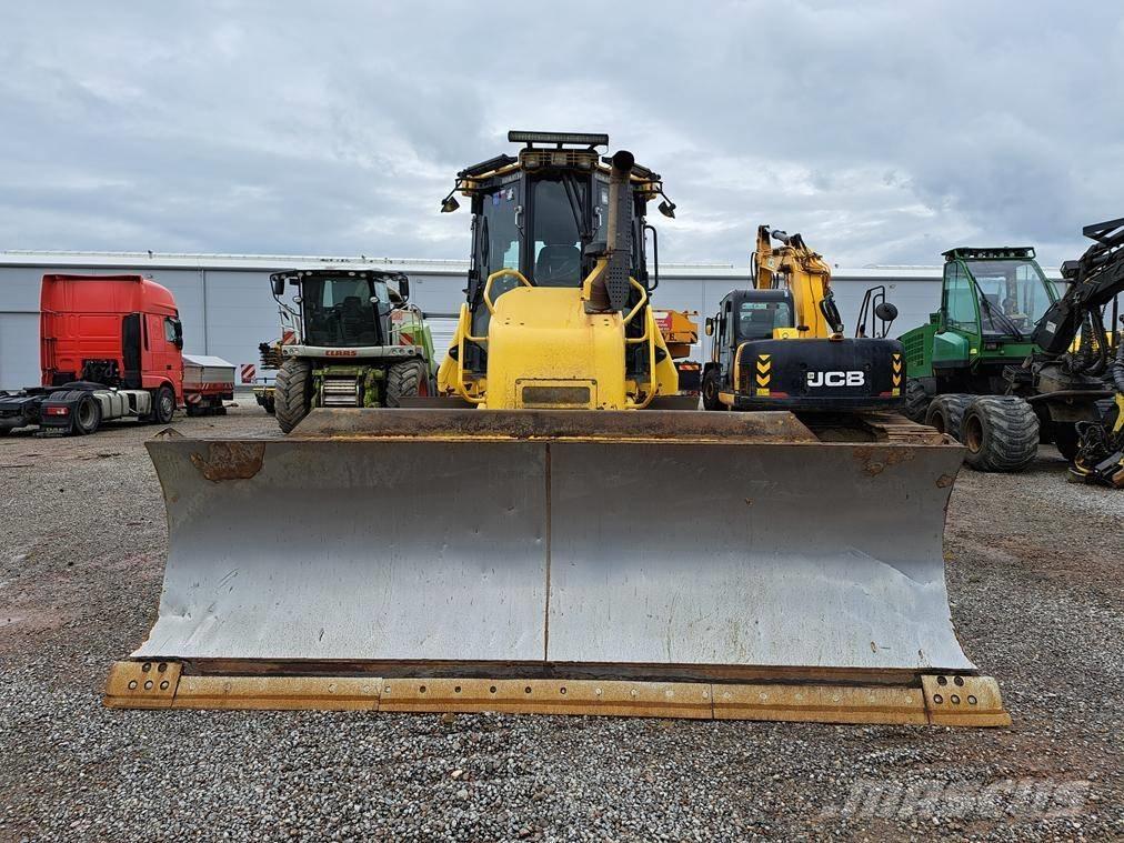 Komatsu D 61 PXi-24 Buldozere pe senile