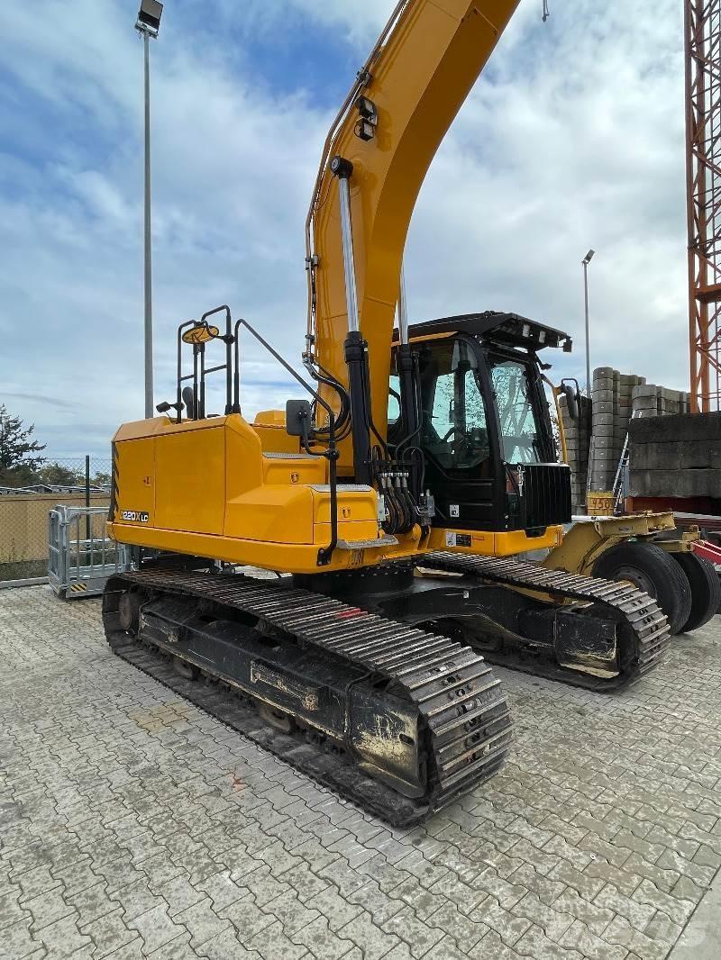 JCB 220 X LC Excavatoare pe șenile
