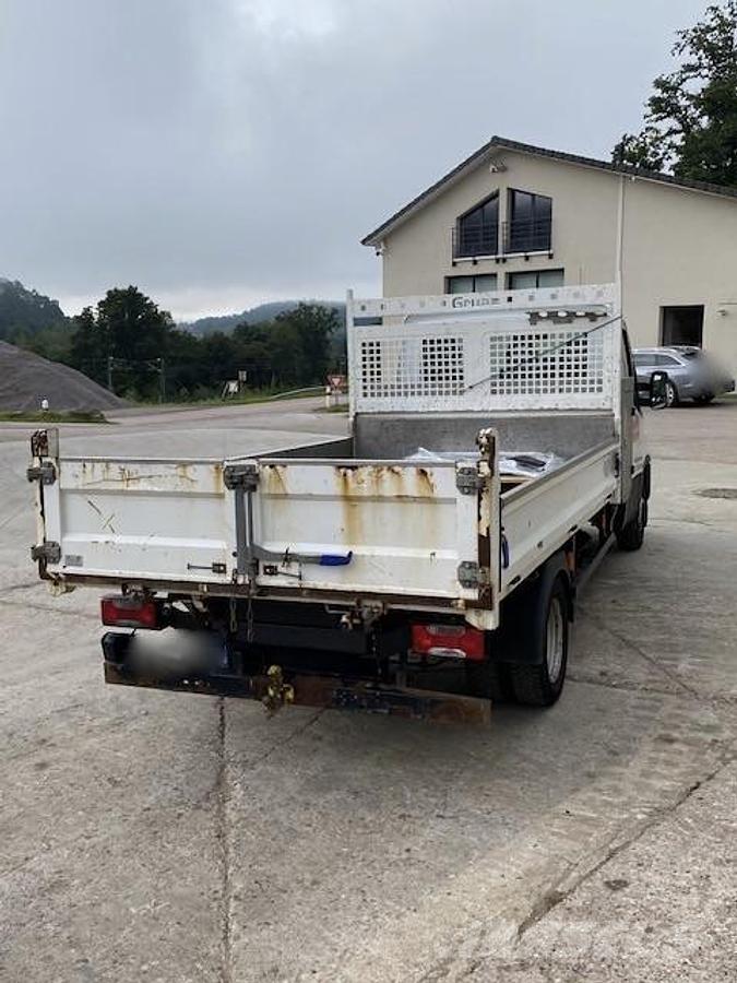 Iveco 35C18 Autobasculanta