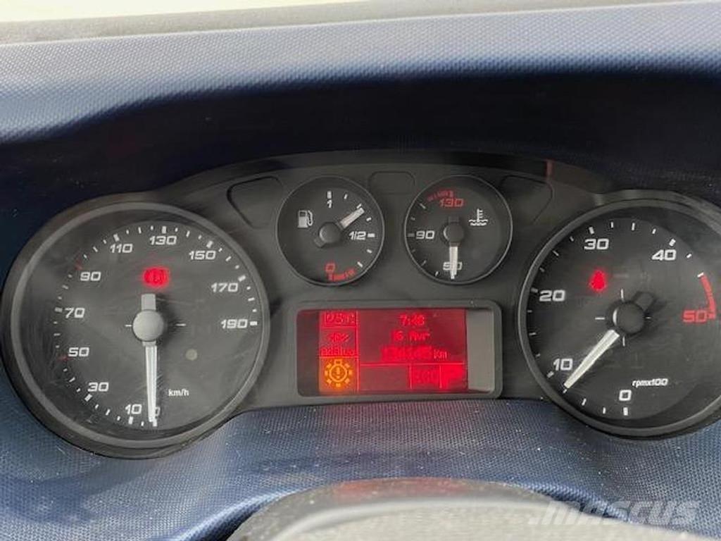 Iveco 35C18 Autobasculanta